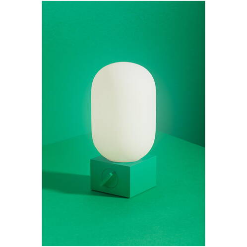 Native-Union-POP-Light-LED-Lampe-160-lm-Seegruen-02.jpg Native-Union-POP-Light-LED-Lampe-160-lm-Seegruen-02.jpg