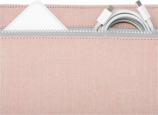 Incase-Texturierte-Hartschale-Blush-Pink-05.jpg