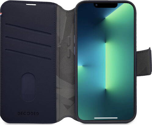 Decoded-Leder-Wallet-2-in-1-mit-MagSafe-iPhone-14-Blau-02.jpg Decoded-Leder-Wallet-2-in-1-mit-MagSafe-iPhone-14-Blau-02.jpg