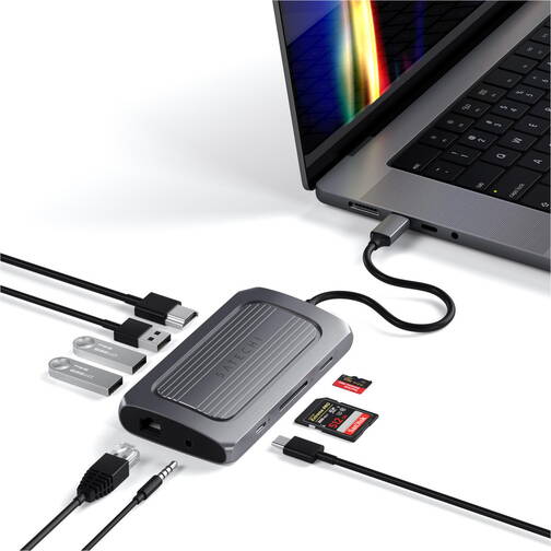 Satechi-100-W-USB-3-1-Typ-C-Multiport-Hub-8K-HDMI-Space-Grau-03.jpg
