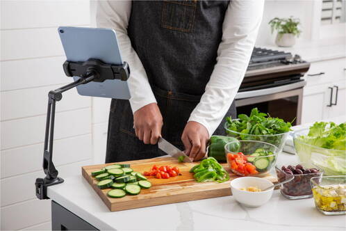 Twelve-South-HoverBar-Duo-mit-Snap-iPad-Halterung-Schwarz-04.jpg Twelve-South-HoverBar-Duo-mit-Snap-iPad-Halterung-Schwarz-04.jpg