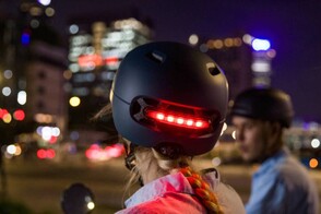 Livall C20 Velohelm mit Blinker