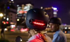 Livall C20 Velohelm mit Blinker