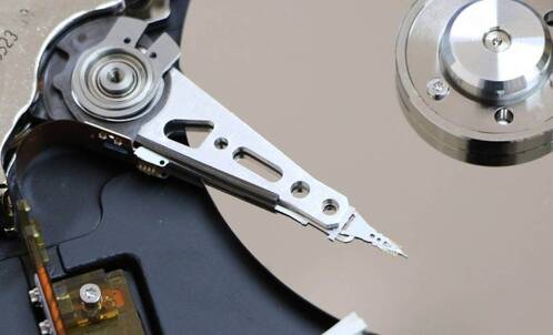 Eine Harddisk ist fragiler als eine SSD-Festplatte