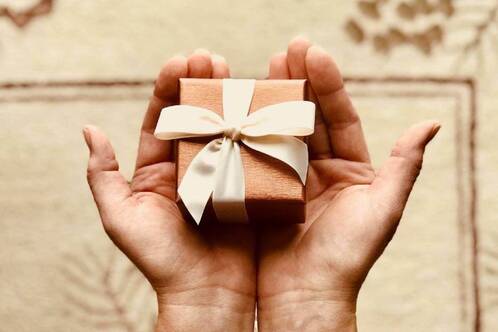 Apple Geräte als Geschenkidee für den Partner oder die Partnerin