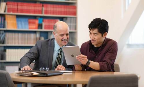 Sich verändernde Umstände erfordern vor allem Unterstützung der älteren Generation von Lehrpersonen.