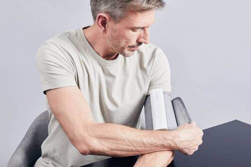 Bluthochdruck messen geht ganz leicht mit dem Withings BPM CONNECT. Wer zu Bluthochdruck tendiert, sollte regelmässig eine Messung durchführen.