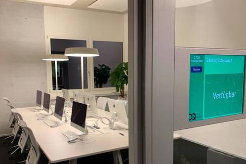 Sitzungszimmer Planung mit Display und einer Lösung für Outlook: AskCody