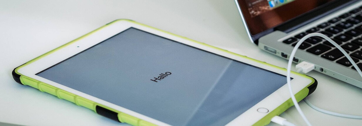 Lehrpersonen schätzen die Arbeit mit Apple Produkten, wegen der hohen Kompatibilität.