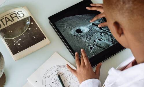 Kinder sollten lernen, das Internet für sinnvolle Zwecke zu nutzen.