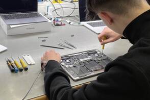 Apple Geräte reparieren bei DQ Solutions MacBook Reparatur bei DQ Solutions