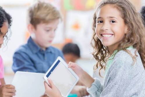 Kinder lernen früh mit Office Anwendungen umzugehen.