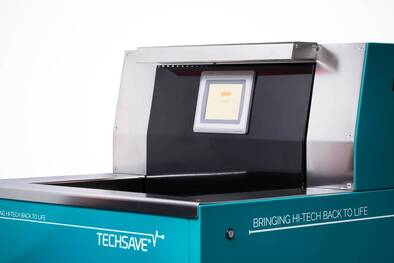 Techsave ist eine Waschmaschine zur technischen Gerätereinigung.