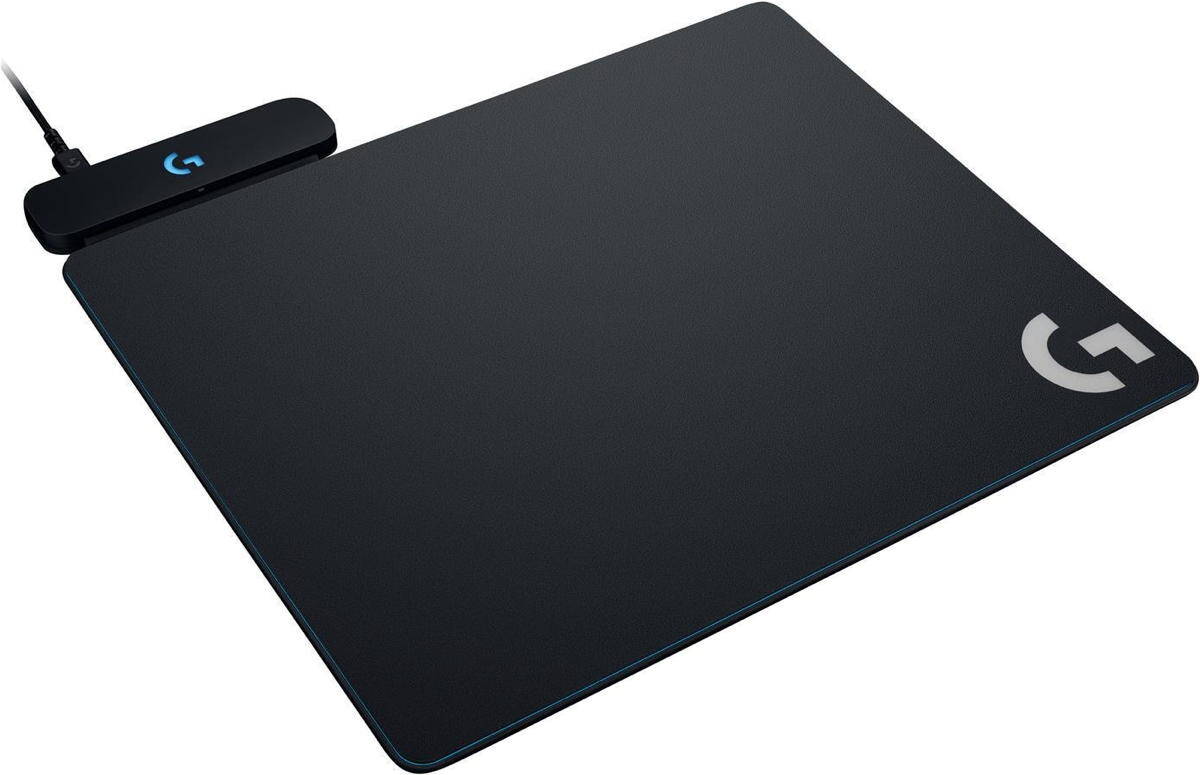 Logitech-Powerplay-Mausmatte-Schwarz-01.jpg Logitech-Powerplay-Mausmatte-Schwarz-01.jpg