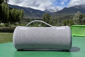 Sorgt draussen für den guten Ton – Sony SRS-XG300 Sony Speaker SRS-XG300 eignet sich für Freiluftpartys