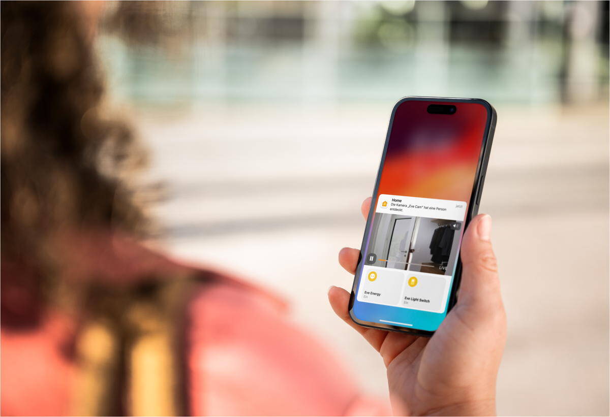 Eve-Kamera-Cam-Smarte-Innenkamera-Homekit-Schwarz-08.jpg Eve-Kamera-Cam-Smarte-Innenkamera-Homekit-Schwarz-08.jpg