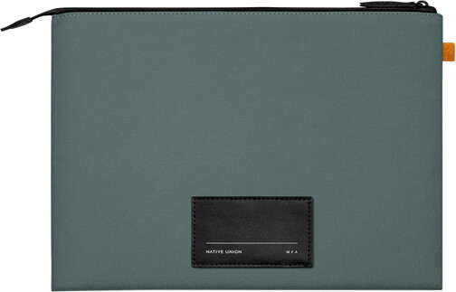 Native-Union-Stow-Lite-Sleeve-MB-Pro-14-M1-2021-Schiefergruen-02.jpg