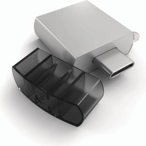 Satechi-USB-3-1-Typ-C-auf-USB-3-0-Typ-A-Adapterkabel-Silber-05.