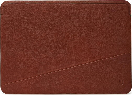 Decoded-Lederhuelle-MB-Pro-14-M1-2021-Braun-01.jpg