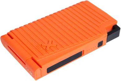 Xtorm-Super-Solar-Charger-20-W-USB-3-1-Typ-C-USB-3-0-Typ-A-Solarladegeraet-10-03.jpg