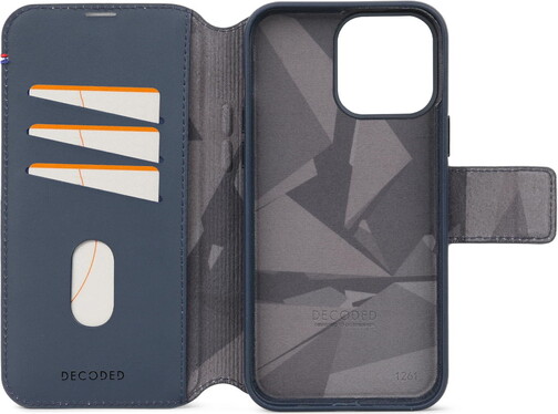 Decoded-Leder-Wallet-2-in-1-mit-MagSafe-iPhone-15-Pro-Max-Navy-02.jpg