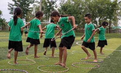 Auch Sport wird unterrichtet bei Smiling Gecko Sportunterricht im Hilfswerk Smiling Gecko