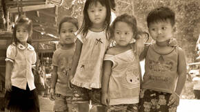 Kinder in Kambodscha vom Hilfsprojekt Smiling Gecko