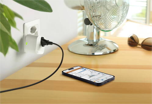 Eve-Energy-CH-mit-Matter-Smarte-Steckdose-Weiss-05.jpg Eve-Energy-CH-mit-Matter-Smarte-Steckdose-Weiss-05.jpg