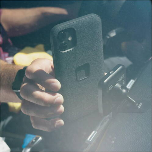 Peak-Design-Mobile-Car-Mount-Charging-Halterung-Schwarz-03.jpg Peak-Design-Mobile-Car-Mount-Charging-Halterung-Schwarz-03.jpg