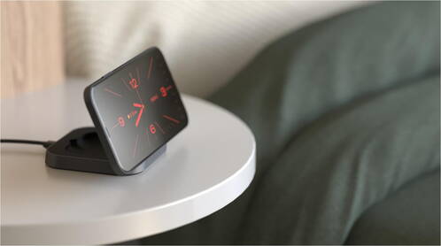 Zens-Magnetic-Nightstand-Charger-15-W-Qi-MagSafe-Ladestation-Schwarz-06.jpg Zens-Magnetic-Nightstand-Charger-15-W-Qi-MagSafe-Ladestation-Schwarz-06.jpg