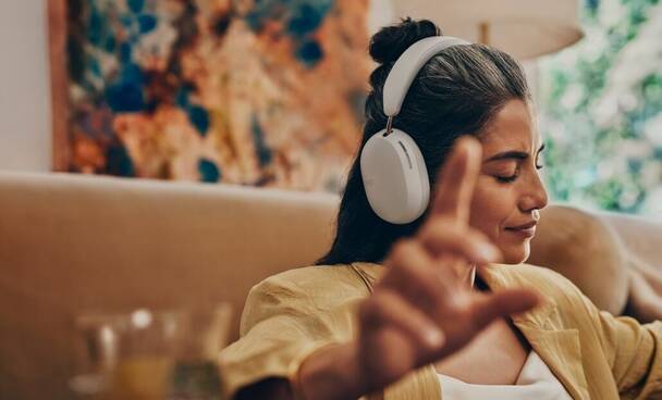 Over-Ear Kopfhörer Sonos Ace für dein hochwertiges Sound-Erlebnis Mit Sonos Ace geniesst du besten Klang direkt am Ohr.