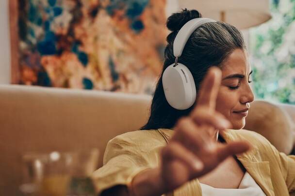 Over-Ear Kopfhörer Sonos Ace für dein hochwertiges Sound-Erlebnis Mit Sonos Ace geniesst du besten Klang direkt am Ohr.