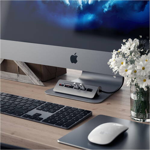 Satechi-USB-3-1-Typ-C-USB-C-Combo-Hub-Hub-Space-Grau-03.jpg Satechi-USB-3-1-Typ-C-USB-C-Combo-Hub-Hub-Space-Grau-03.jpg