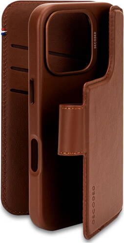 Decoded-Leder-Wallet-2-in-1-mit-MagSafe-iPhone-16-Pro-Braun-03.jpg Decoded-Leder-Wallet-2-in-1-mit-MagSafe-iPhone-16-Pro-Braun-03.jpg