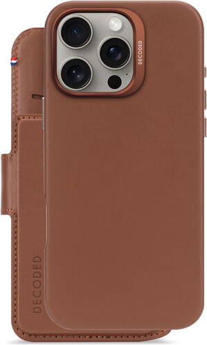 Decoded-Leder-Wallet-2-in-1-mit-MagSafe-iPhone-16-Pro-Max-Braun-04.jpg Decoded-Leder-Wallet-2-in-1-mit-MagSafe-iPhone-16-Pro-Max-Braun-04.jpg