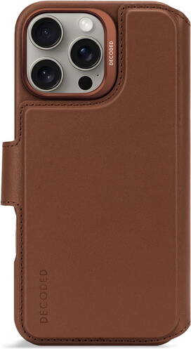 Decoded-Leder-Wallet-2-in-1-mit-MagSafe-iPhone-16-Pro-Max-Braun-05.jpg Decoded-Leder-Wallet-2-in-1-mit-MagSafe-iPhone-16-Pro-Max-Braun-05.jpg