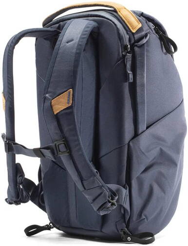Peak-Design-Everyday-Backpack-20L-v2-Mitternacht-02.jpg Peak-Design-Everyday-Backpack-20L-v2-Mitternacht-02.jpg