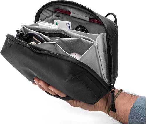 Peak-Design-Tech-Pouch-Schwarz-05.jpg Peak-Design-Tech-Pouch-Schwarz-05.jpg
