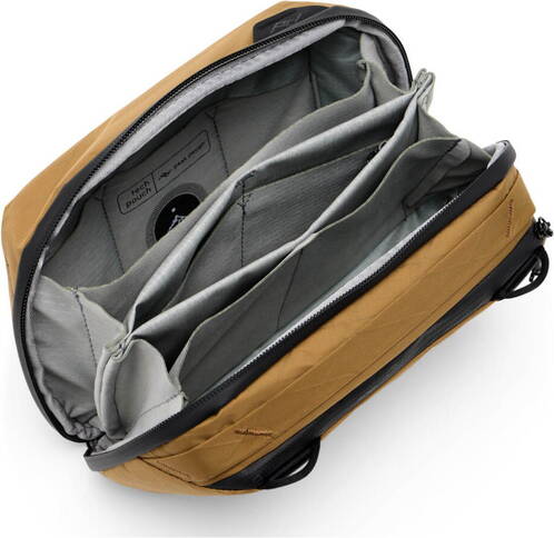 Peak-Design-Tech-Pouch-Coyote-03.jpg Peak-Design-Tech-Pouch-Coyote-03.jpg