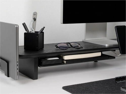 Balolo-Cockpit-Medium-Schreibtischunterlage-Jet-Black-03.jpg Balolo-Cockpit-Medium-Schreibtischunterlage-Jet-Black-03.jpg