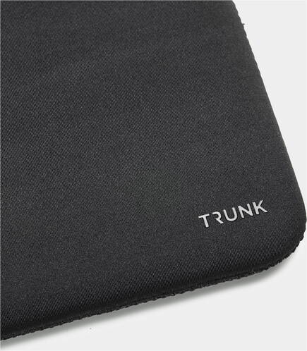 Trunk-Neopren-Sleeve-MB-Air-13-M4-2025-Schwarz-03.jpg Trunk-Neopren-Sleeve-MB-Air-13-M4-2025-Schwarz-03.jpg