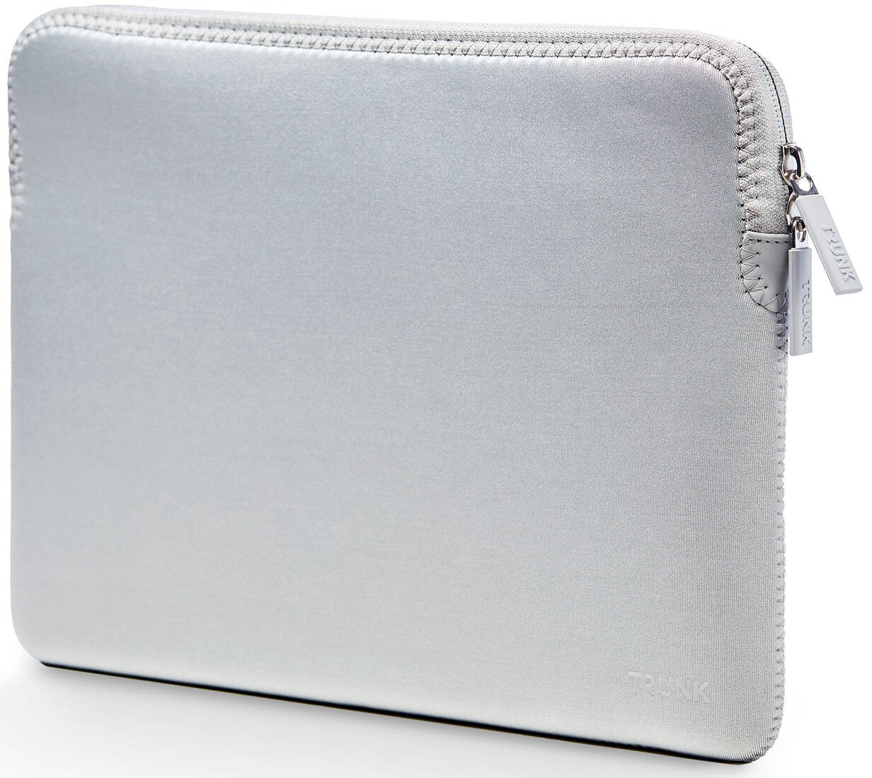 Trunk-Neopren-Sleeve-MB-Air-13-M4-2025-Silber-01.jpg
