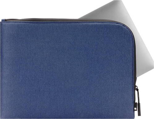 Incase-Texturierte-Hartschale-MB-Pro-16-2-M4-Pro-2024-Navy-03.jpg Incase-Texturierte-Hartschale-MB-Pro-16-2-M4-Pro-2024-Navy-03.jpg