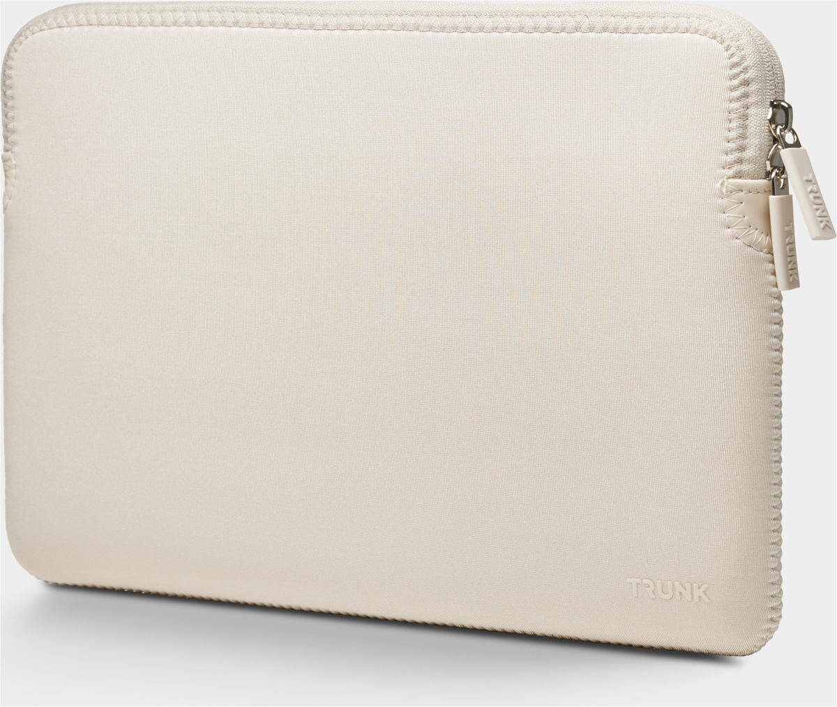 Trunk-Neopren-Sleeve-MB-Air-13-M4-2025-Mondlicht-04.jpg