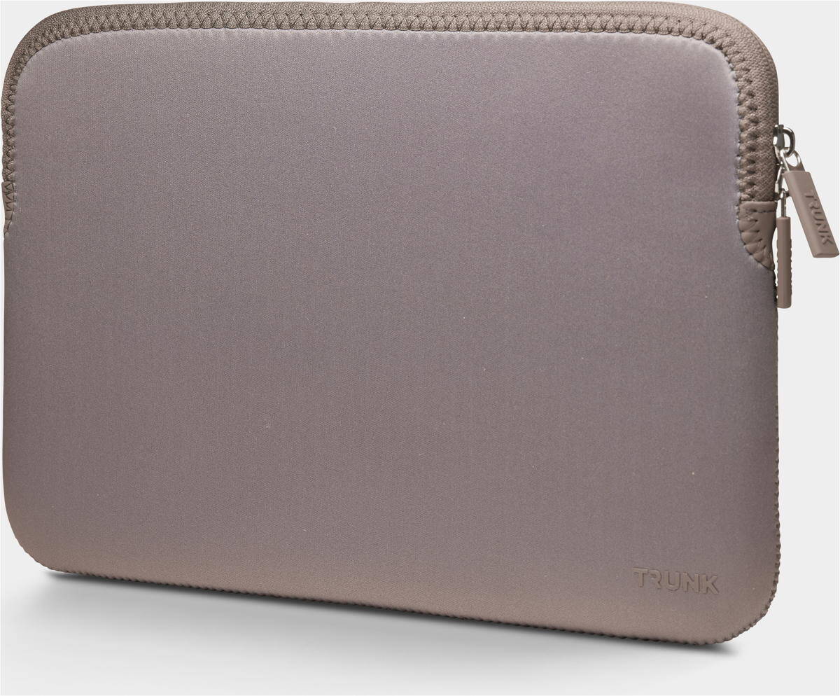 Trunk-Neopren-Sleeve-MB-Air-13-M4-2025-Portabella-05.jpg