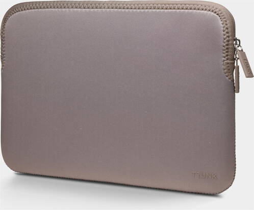 Trunk-Neopren-Sleeve-MB-Air-13-M4-2025-Portabella-05.jpg Trunk-Neopren-Sleeve-MB-Air-13-M4-2025-Portabella-05.jpg