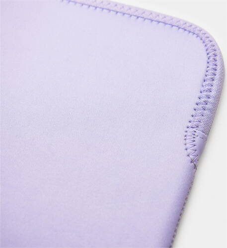 Trunk-Neopren-Sleeve-MB-Air-13-M4-2025-Violett-02.jpg Trunk-Neopren-Sleeve-MB-Air-13-M4-2025-Violett-02.jpg