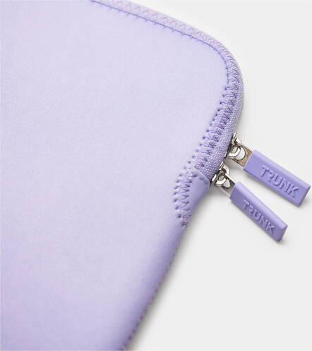 Trunk-Neopren-Sleeve-MB-Air-13-M4-2025-Violett-03.jpg Trunk-Neopren-Sleeve-MB-Air-13-M4-2025-Violett-03.jpg