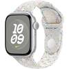 Apple-Nike-Sportarmband-M-L-fuer-Apple-Watch-44-45-46-49-mm-Pure-Platinum-02.jpg