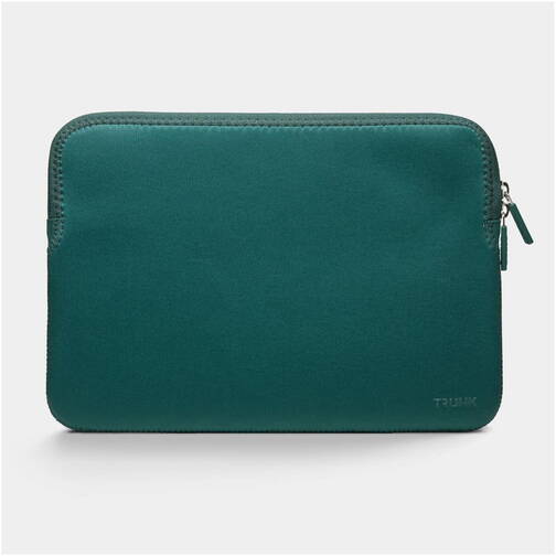 Trunk-Neopren-Sleeve-MB-Air-13-M4-2025-Gruen-06.jpg
